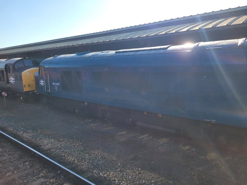 Nameplates for A4 60011 Empire of Inada and A2 60500 Edward Thompson, Sat 28/12/2013. 
