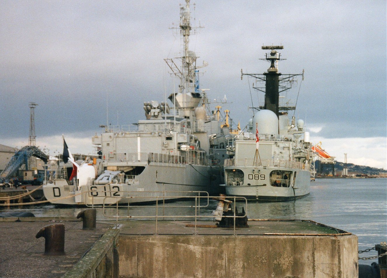 French destroyer De Grasse with Falklands veteran Type 42 HMS Exeter. 25.2.01.