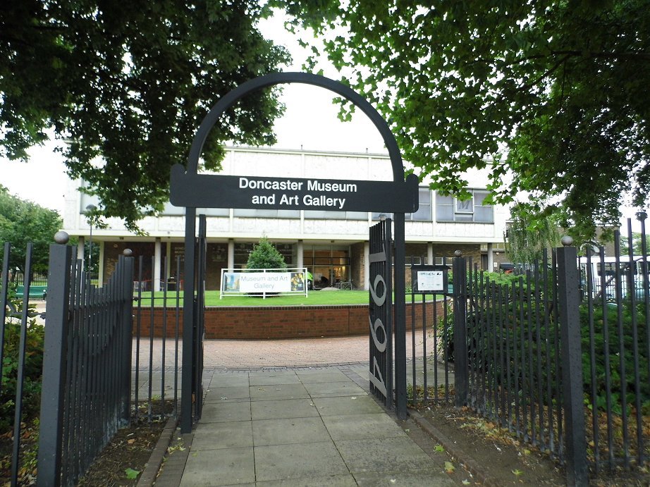 Doncaster Museum and Art Gallery, Wed 11/9/2013. 