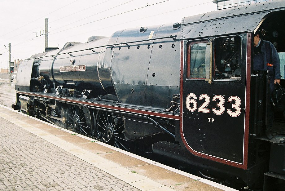 6233 Duchess of Sutherland in black at Newcastle. 30/09/2010. 