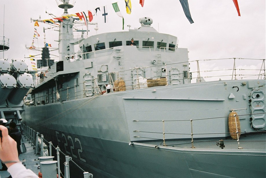 Romanian frigate Regina Maria, ex-HMS London, Type 22 batch 2 at Portsmouth Navy Days 2005.