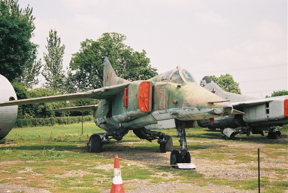 MiG-27K at Newark r Museum 2006.